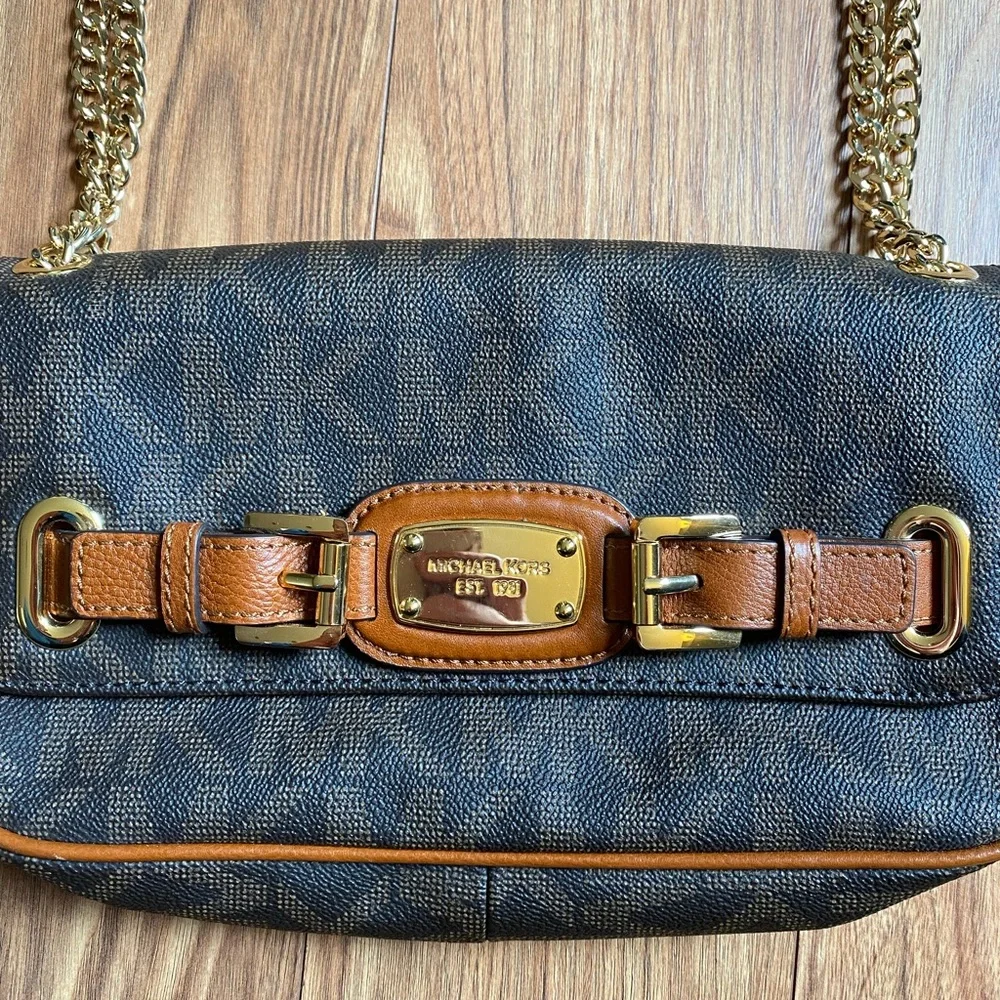 Michael Kors Chain Bag